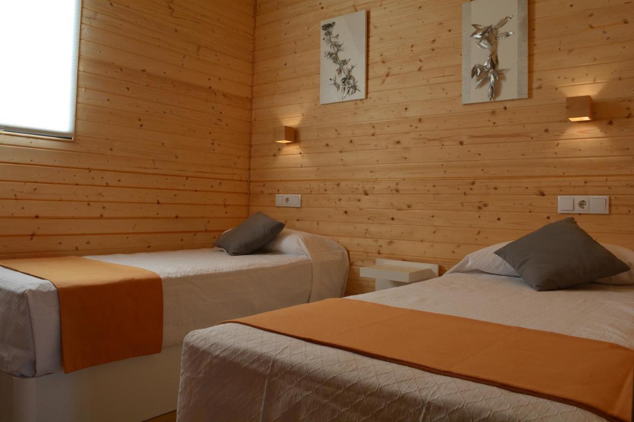 Cabanas Compostela - Cabana A Carballeira ซานติอาโก เด กอมโปสเตลา ภายนอก รูปภาพ