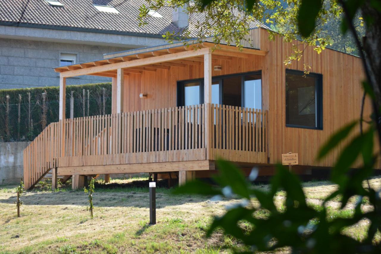 Cabanas Compostela - Cabana A Carballeira ซานติอาโก เด กอมโปสเตลา ภายนอก รูปภาพ